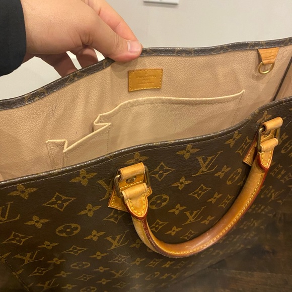 Louis Vuitton Long Tote Bag - Picture 11 of 16